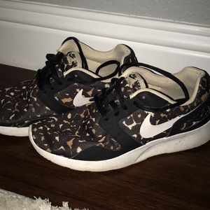 Leopard Nike tennis shoes